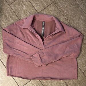 Vuori Cropped Long Sleeve Top